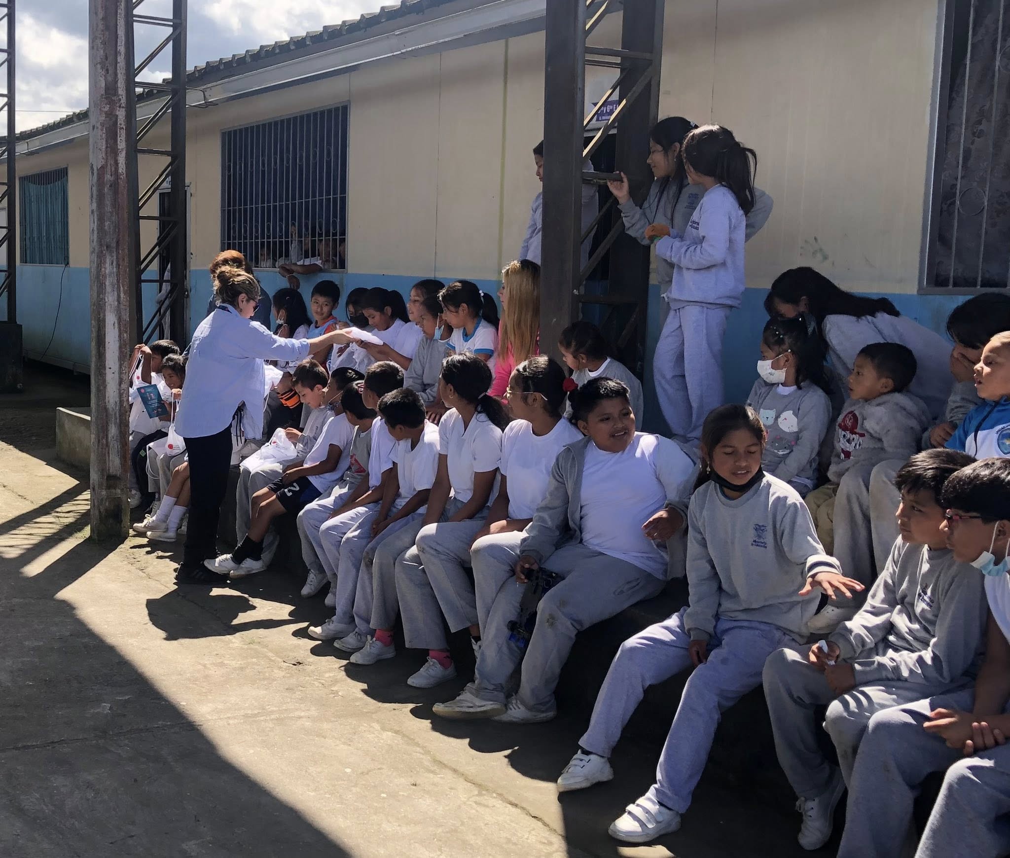 Consejo Cantonal de Protección de Derechos de Alausí socializa campaña contra el trabajo infantil en el Día del Niño